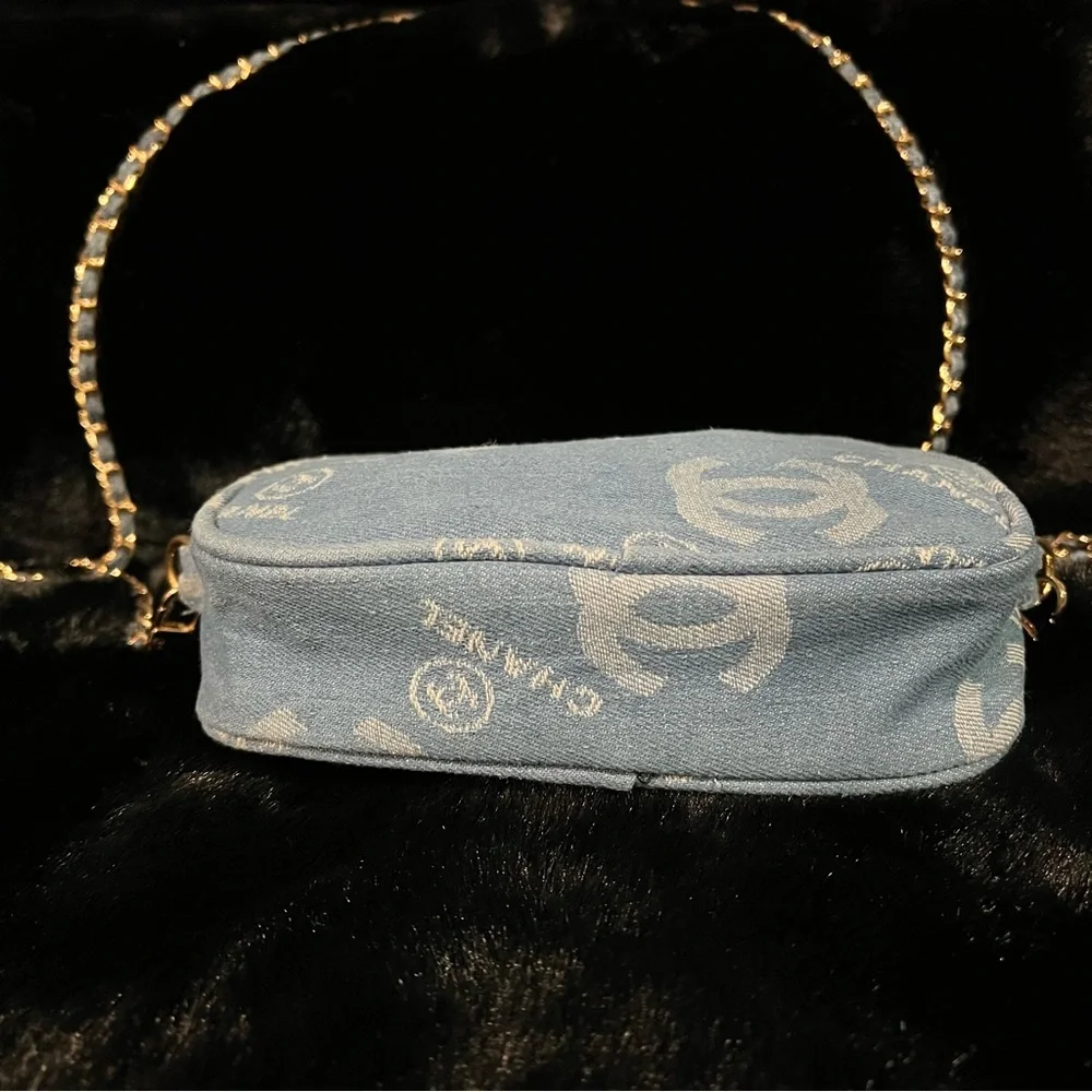 Chanel Beaute Blue Denim Logo Crossbody - Picture 5 of 12